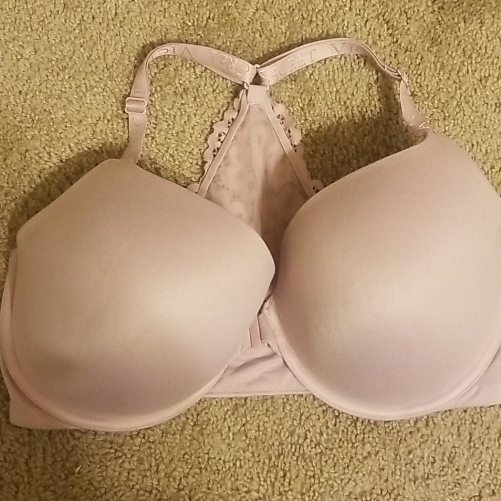 Victorias secret 36DDD bra